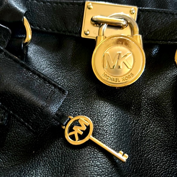 Michael Kors-XL-Hamilton Black Grain Leather Sholder bag,satchel,Gold Hardware, - Picture 4 of 17